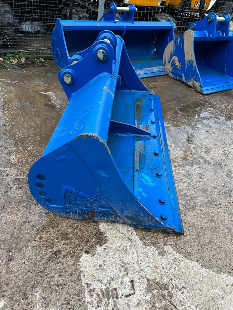 35Z & 36C 48" Rhinox Ditching Bucket